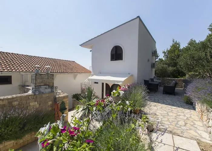 公寓 Danica 穆泰尔岛